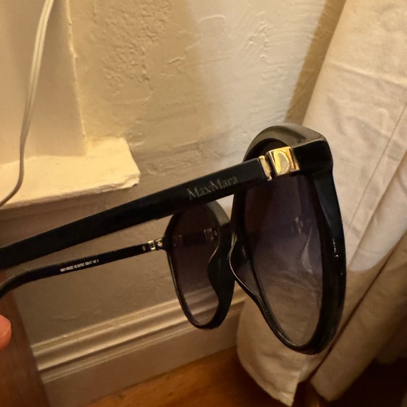 Max Mara Black Cat Eye Sunglasses - Picture 2 of 5